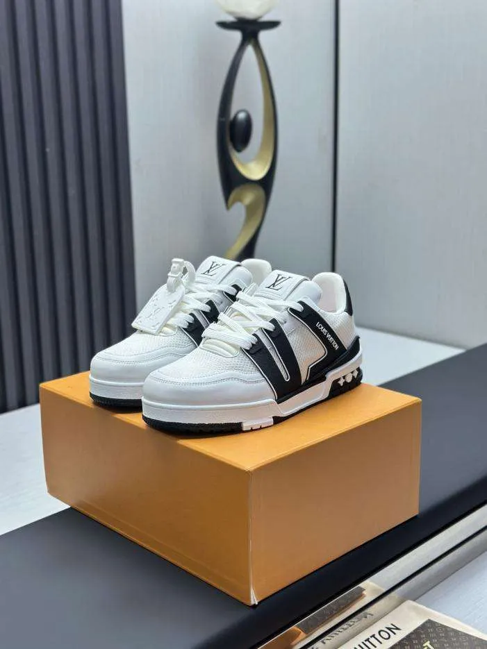 10001 Louis Vuitton Black White Trainer Sneaker - Image 1