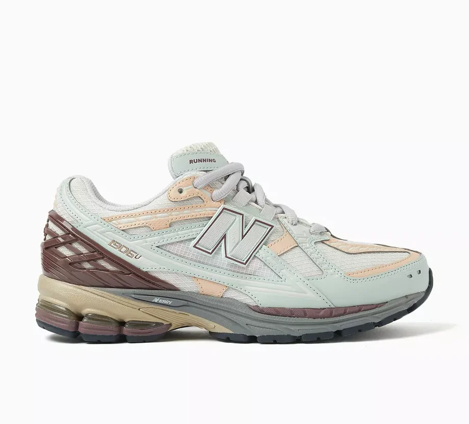 217146183_grey_in New Balance Unisex 1906 Low-top Sneakers in Mixed Fabric - Image 1