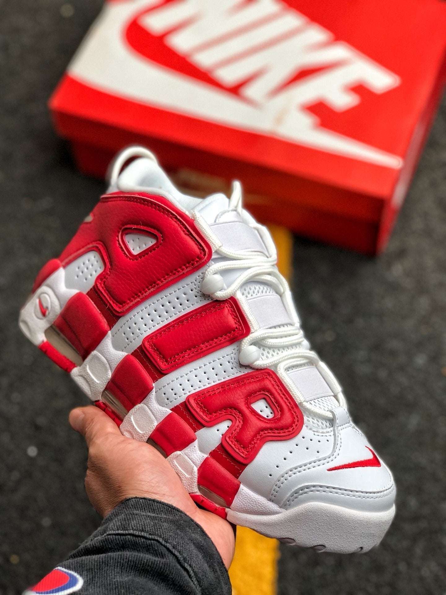 nike-air-more-uptempo-white-red.jpg Nike Air More Uptempo White Red - Image 1