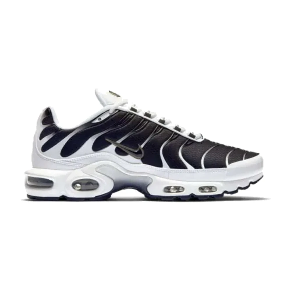 p36250-main Nike Air Max Plus Black White - Image 1